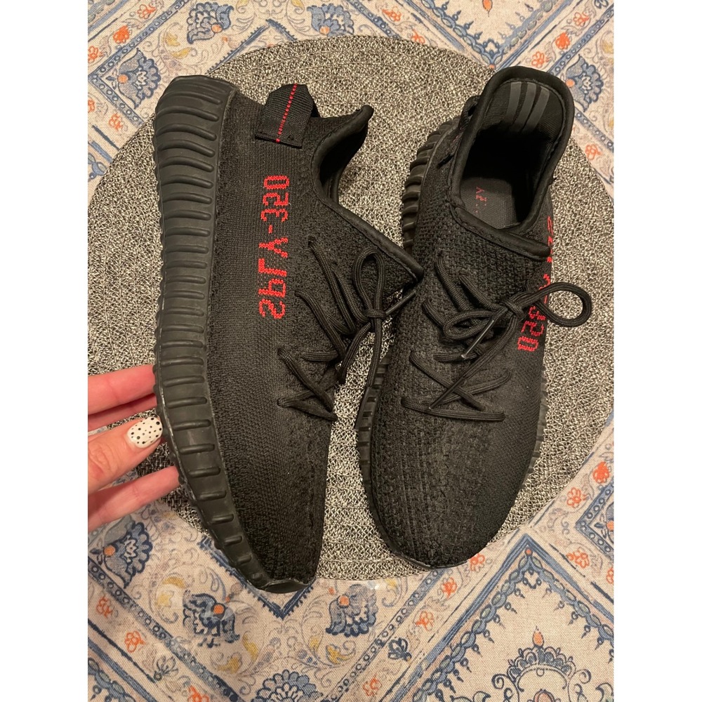Adidas Yeezy Boost 350 V2 Core Black Red Bred CP9652 Mens Size 9.5